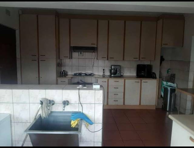 4 BEDROOM HOUSE FOR SALE IN BRACKENDOWNS